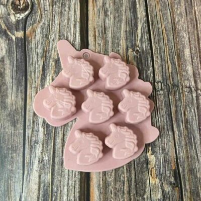 20251204161046_81586 MOLDE 7 UNICORNIO